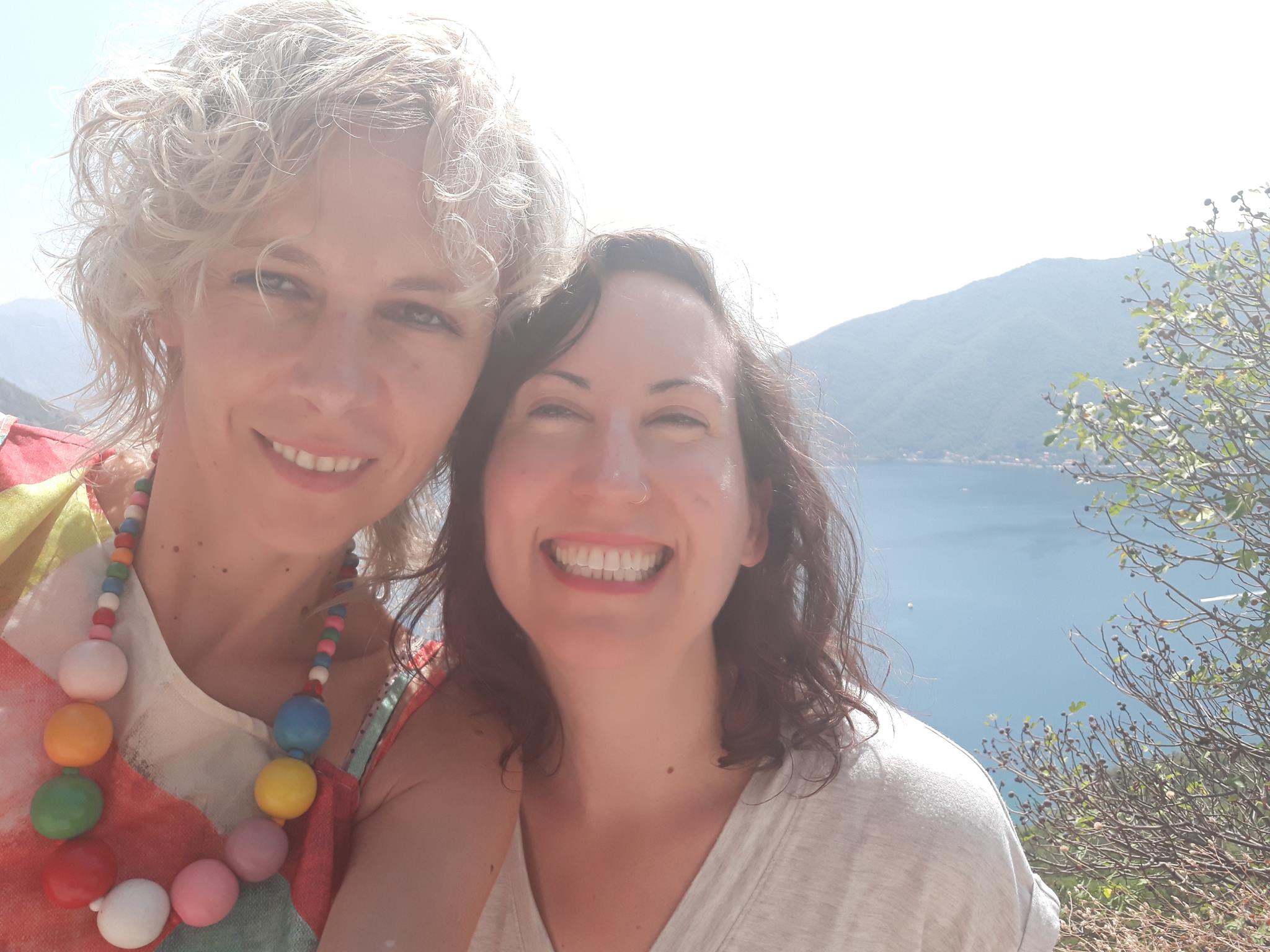 40600244_706600763025292_6152268045650755584_o